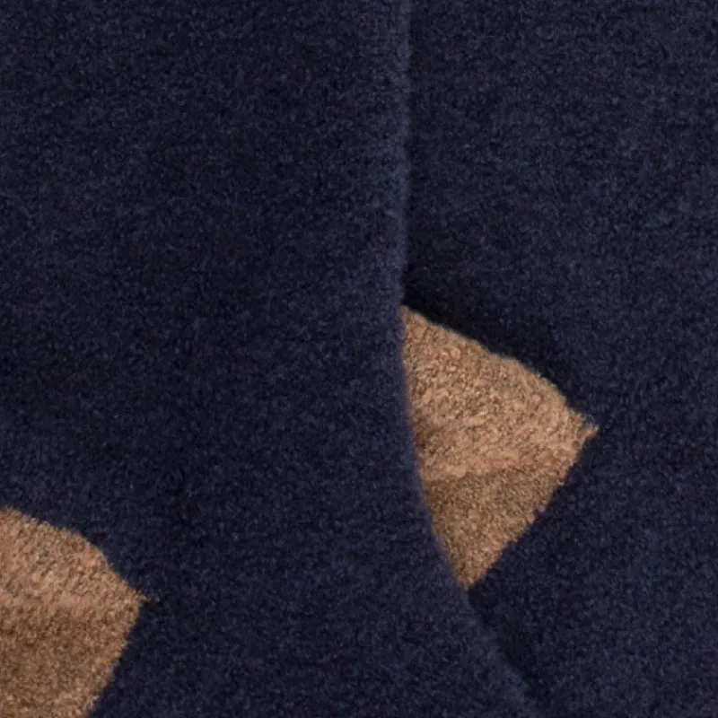 mibas_homme_en_laine_pola_1.webp Homme Doré Doré Chaussettes Hautes^Mi-bas homme en laine polaire - Bleu marine & seigle