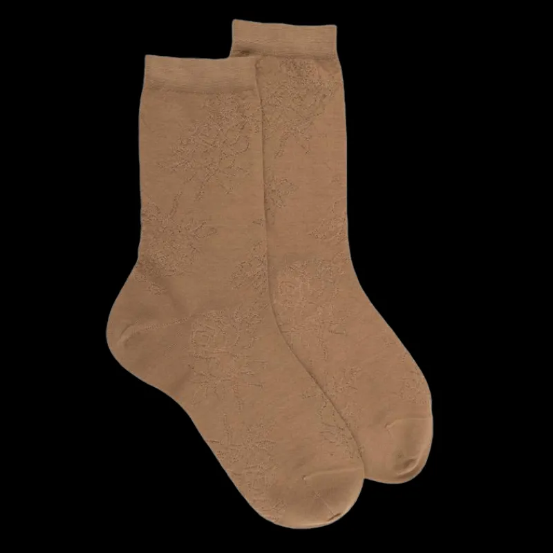 chaussettes_femme_en_lain_0-1.webp Femme Doré Doré Chaussettes^Chaussettes femme en laine avec transparence -