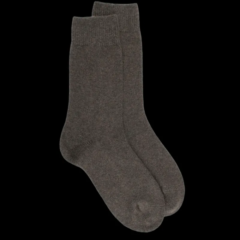 chaussettes_femme_en_lain_0-12.webp Femme Doré Doré Chaussettes^Chaussettes femme en laine et cachemire -