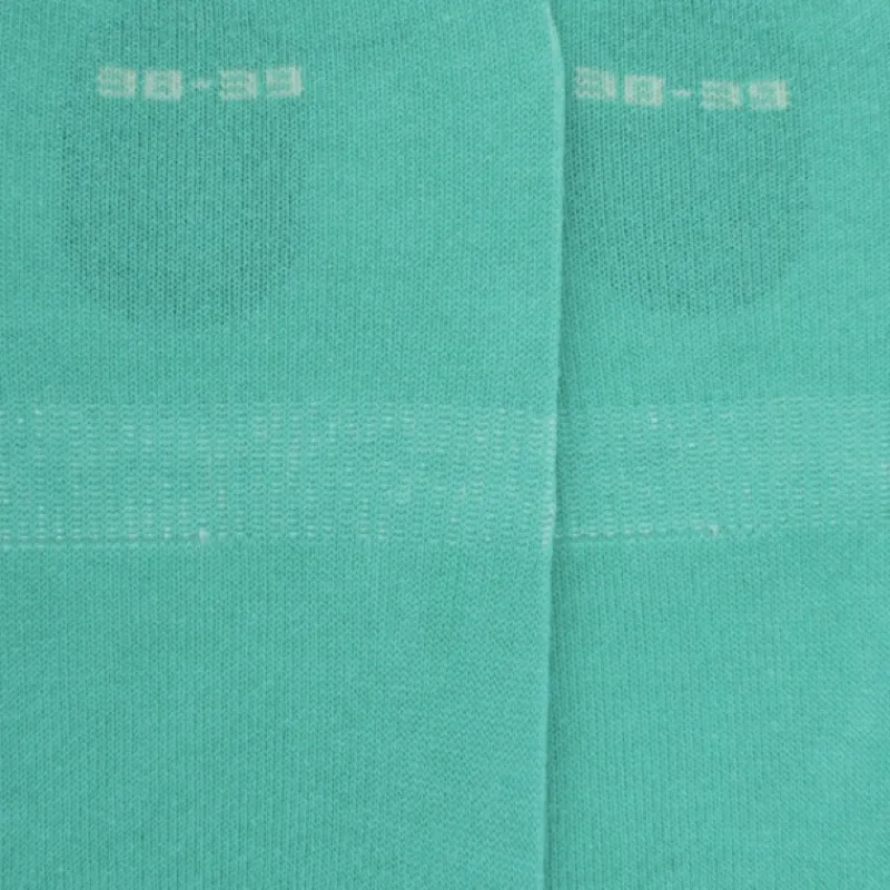 chaussettes_femme_invisib_1-10.webp Femme Doré Doré Chaussettes Invisibles^Chaussettes femme invisible en coton et bandes anti-glisse - Vert