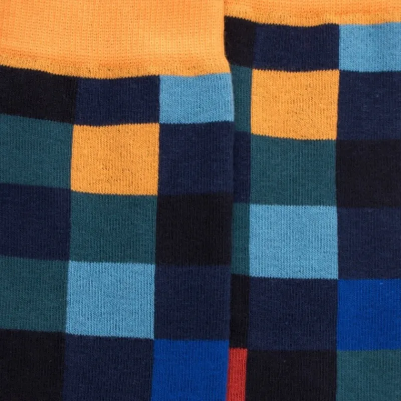 chaussettes_homme_chiquie_1-12.webp Homme Doré Doré Chaussettes^Chaussettes homme échiquier en coton - Bleu Voilier & Carotte