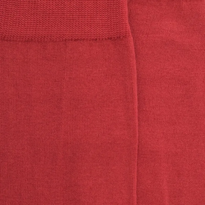 chaussettes_homme_fines_e_1-3.webp Homme Doré Doré Chaussettes^Chaussettes homme fines en fil d'Écosse - Rouge brique