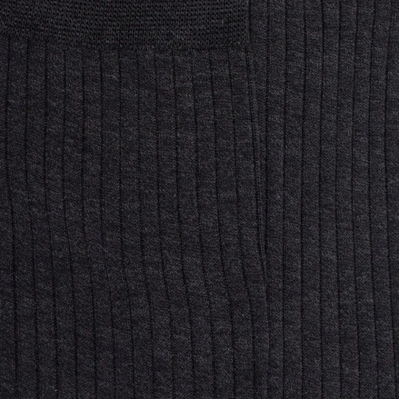chaussettes_homme_luxe_en_1-17.webp Homme Doré Doré Chaussettes^Chaussettes homme luxe en pur fil d'écosse extra fin - Gris anthracite