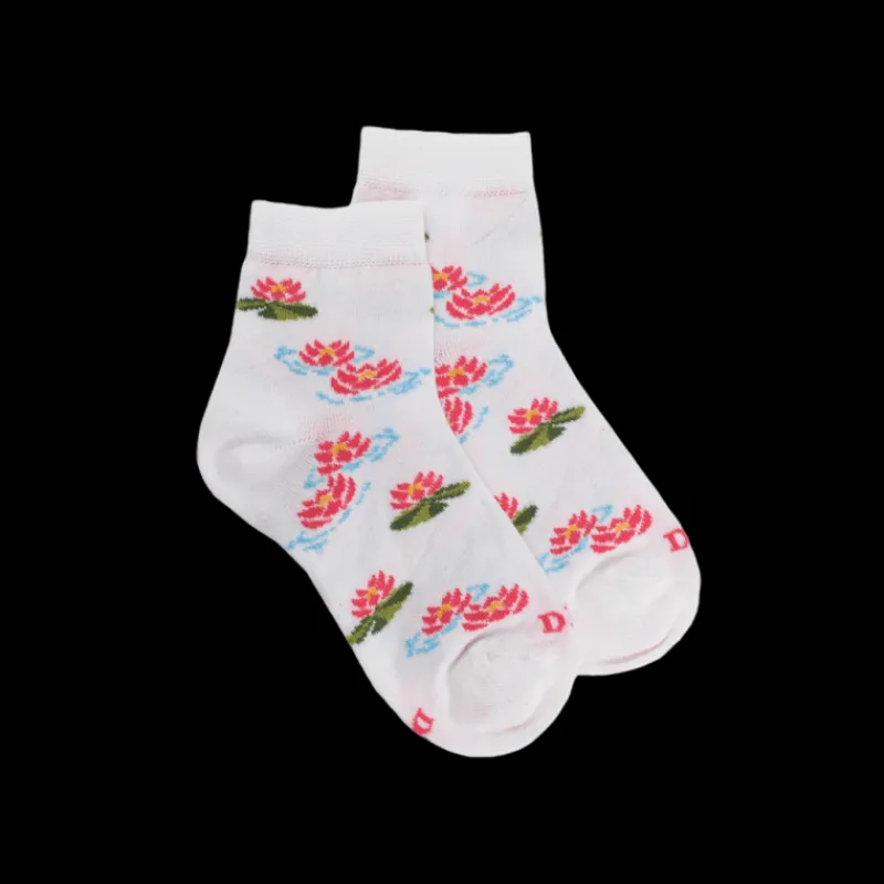 socquettes_pour_enfants_e_0-4.webp Enfant Doré Doré Socquettes^Socquettes pour enfants en fil d'Ecosse à motifs de nénuphars -